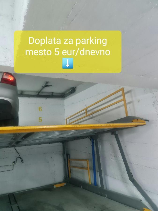 Porodicno-Poslovni Udoban Stan Apartamento Belgrado Exterior foto