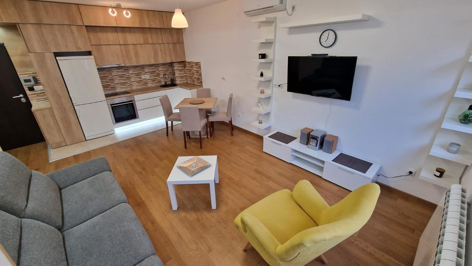 Porodicno-Poslovni Udoban Stan Apartamento Belgrado Exterior foto