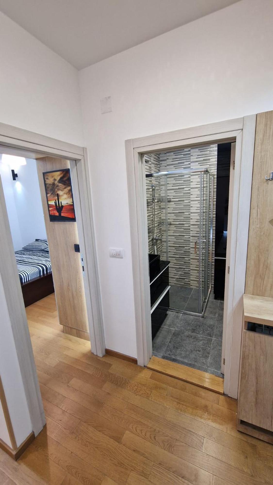 Porodicno-Poslovni Udoban Stan Apartamento Belgrado Exterior foto