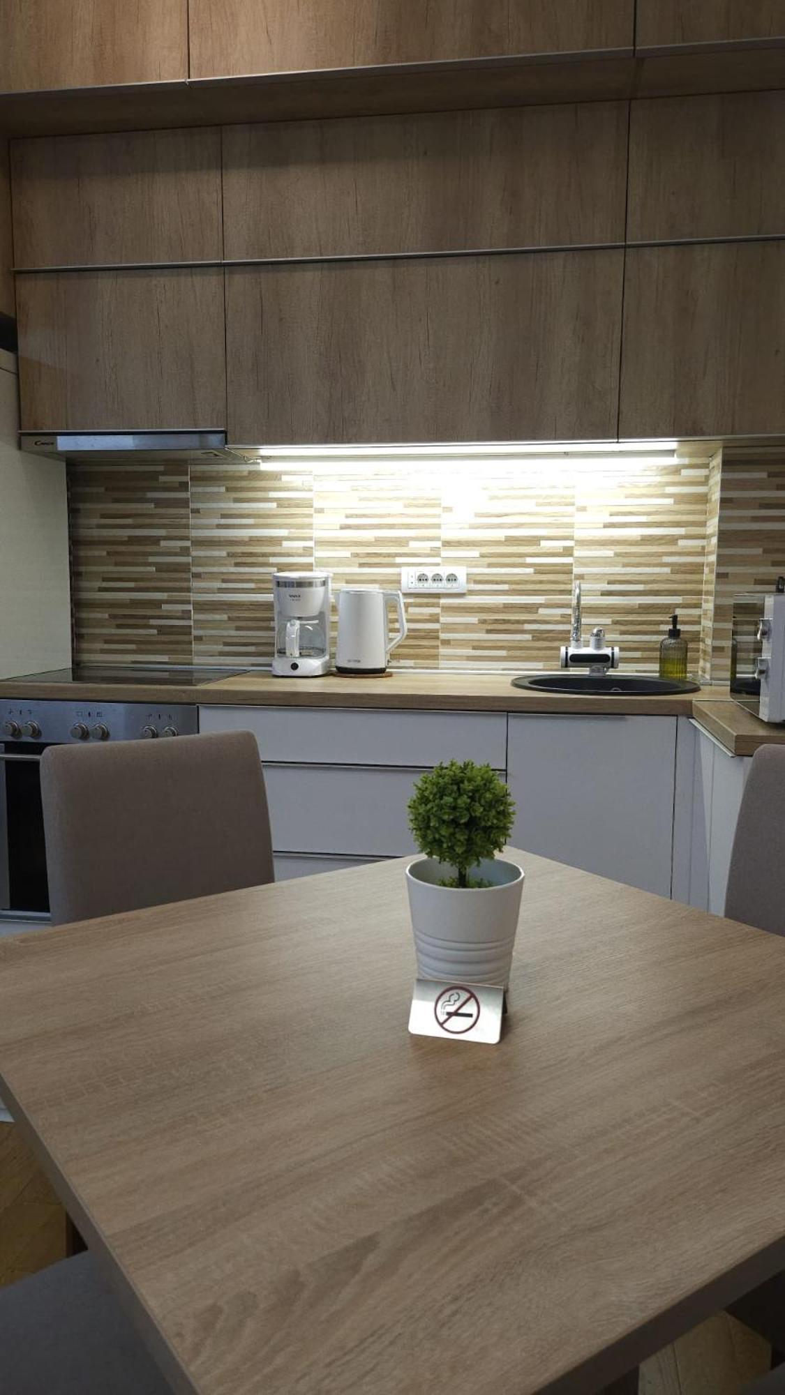 Porodicno-Poslovni Udoban Stan Apartamento Belgrado Exterior foto